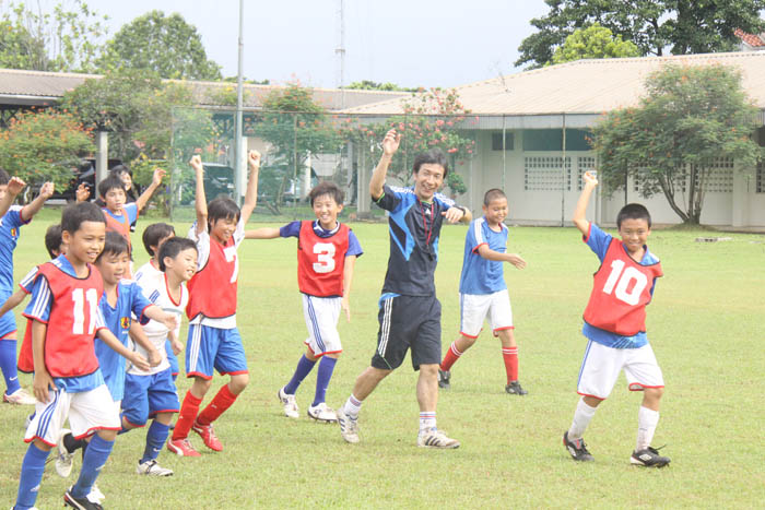 「水沼さんが来たぞ」　元日本代表が指導 　ＪＪＣ少年サッカー部