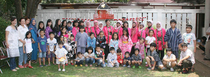 秋祭りを堪能　ひまわり会Ｊｒ会　神輿担ぎや出店も 