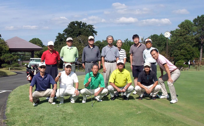 日本でゴルフコンペ ＫＩＩＣ・ＯＢ会 毎年集まり親睦深める 
