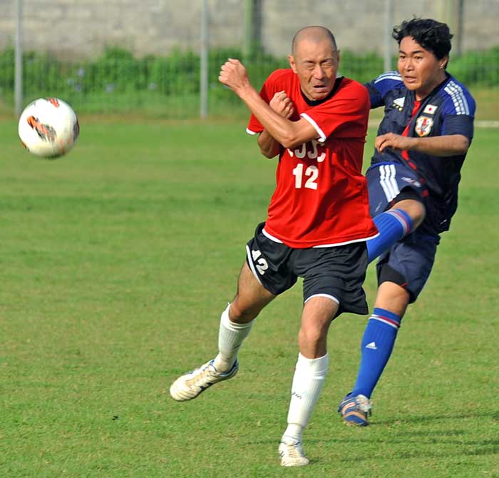 【３都市バリ・スポーツ大会】　バリが２連覇　サッカー