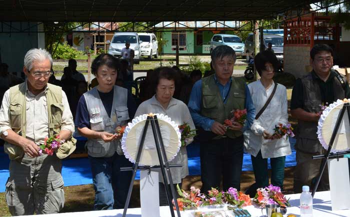 日本兵の遺骨２８２柱確認　なお６千人超眠る　遺族ら収集事業で訪問　パプア州ビアク