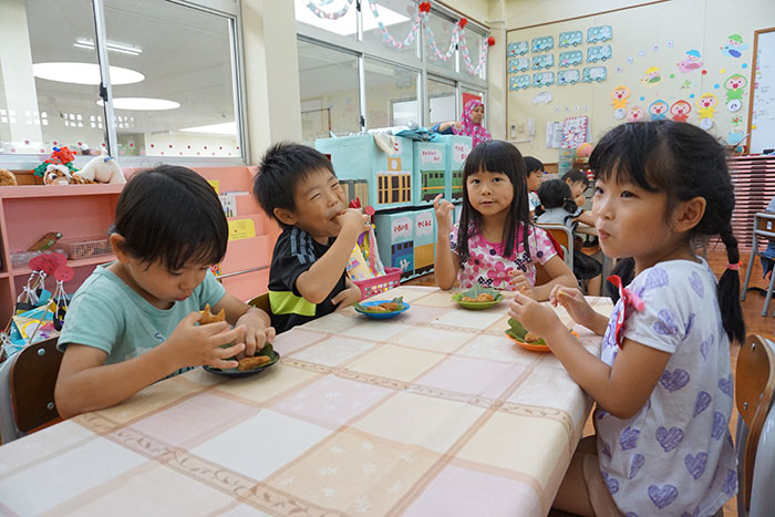 「おいしくなぁれ」　こどもの日の集い