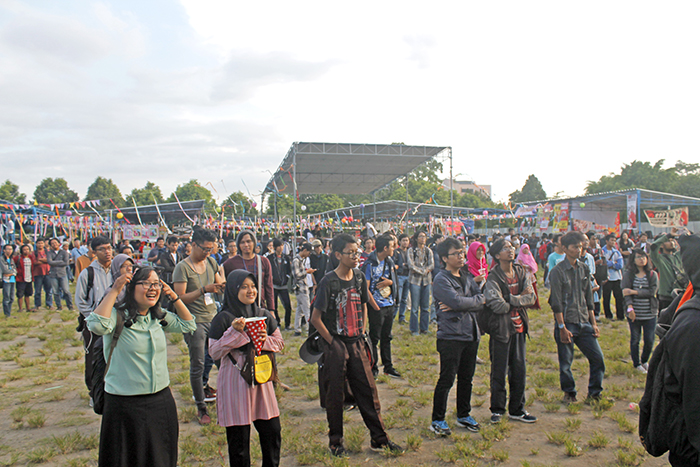 日本祭りに２３００人超　ガジャマダ大　学生手づくり６回目