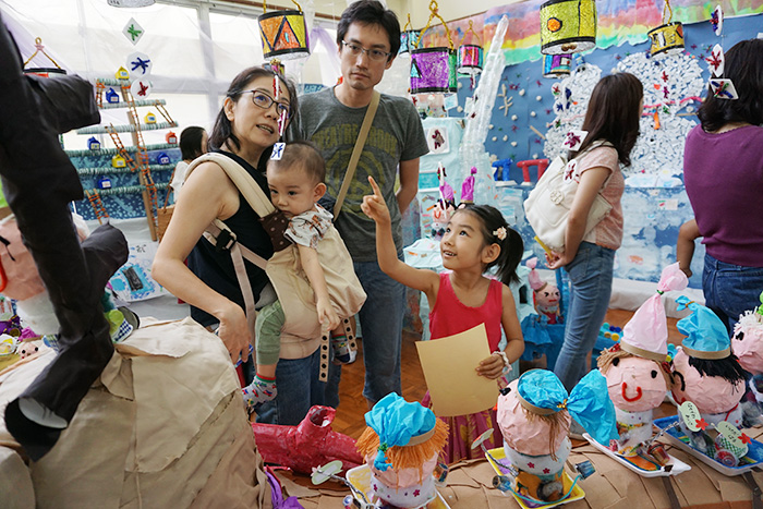 ねえ、見て見て！　ＪＪＳ幼稚部　園児２００人が作品展