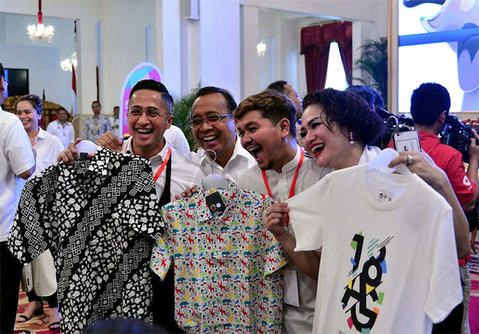 芸能人１００組招待　アジア大会向け　大統領
