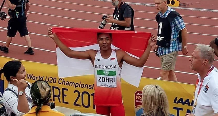 男子１００で史上初優勝　世界ジュニア陸上　１８歳のゾフリ
