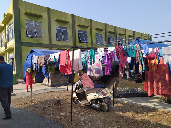 特別州が支援打ち切り　 ＵＮＨＣＲが支援続行　難民の一時避難所