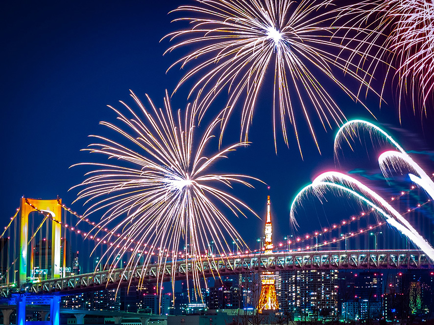 ジャカルタの夜空にも