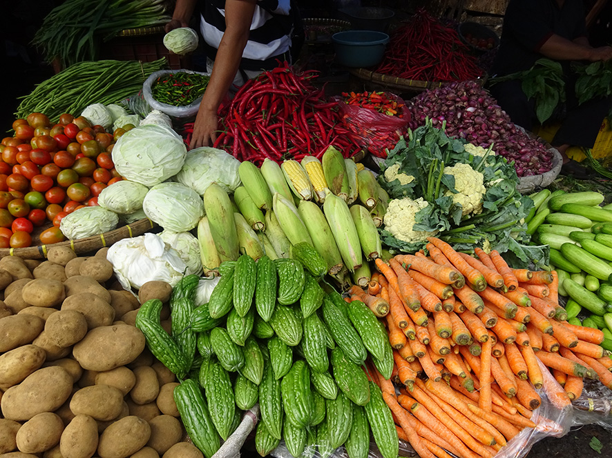 季節の変わり目に元気をチャージ　インドネシアの野菜と果物　おすすめ観光情報番外編