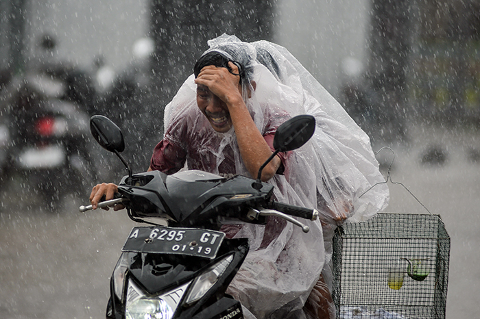 ▼バンテン州の雨期