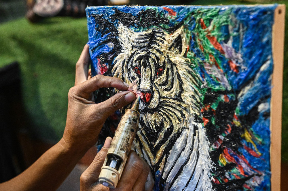 ▼南ジャカルタ発、廃材アート