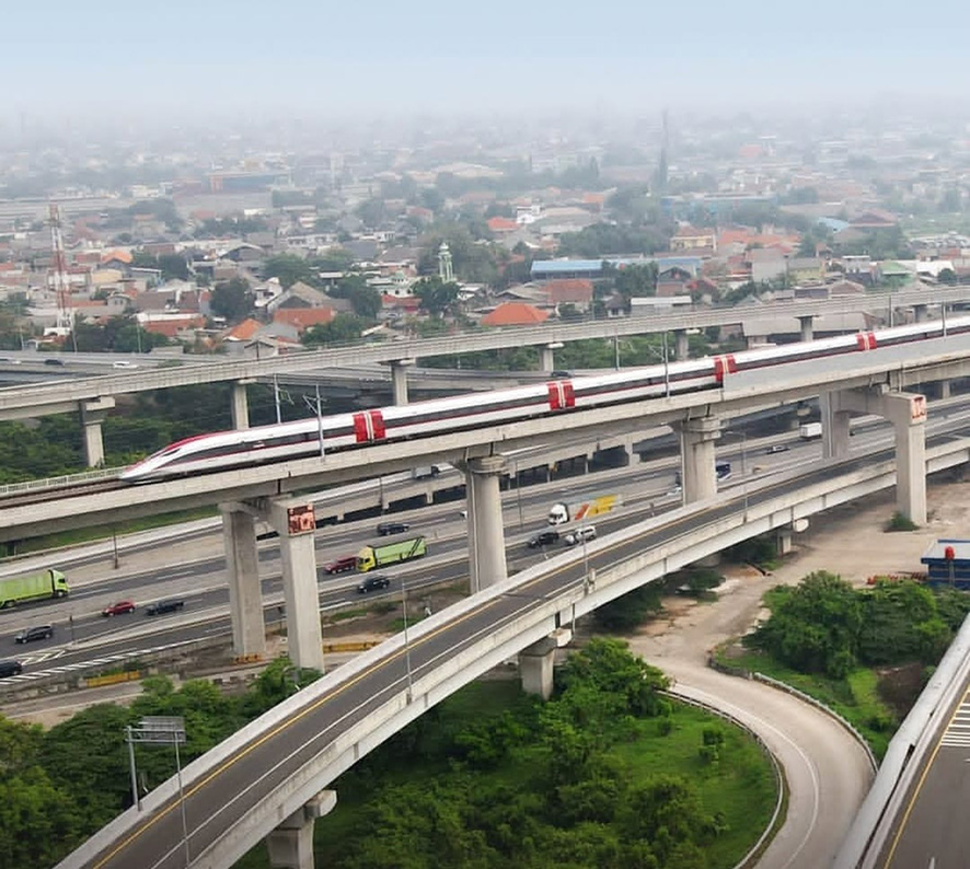 高速鉄道整備に慎重論　交通専門家が「緊急性なし」と語る