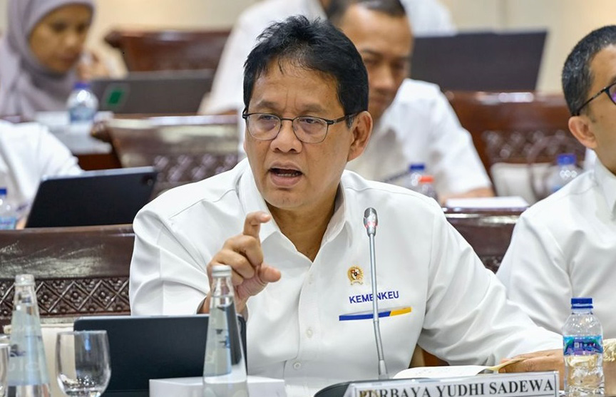 甘味飲料課税再延期　財務相決定に批判集中