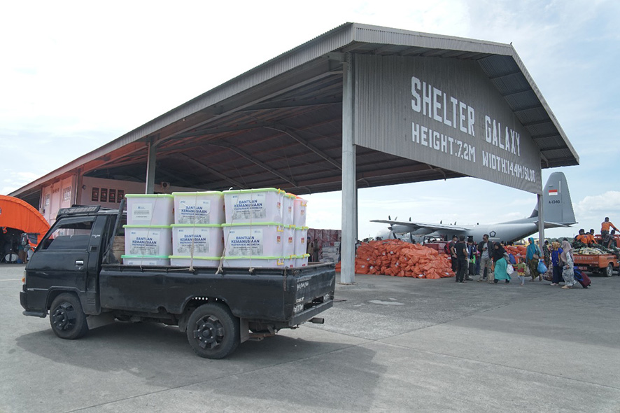 ▼孤立地域のアチェへ支援到達