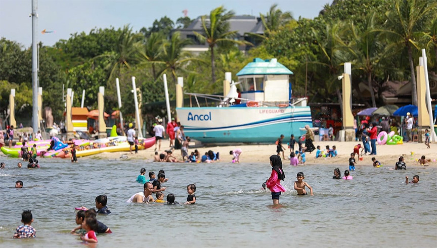 ▼アンチョールに多くの来場者