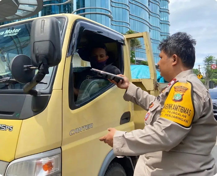 ▼弁当配布活動