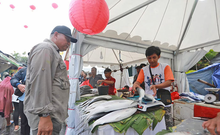 西ジャカルタ春節行事　バンデン祭とチャップ・ゴ・メ