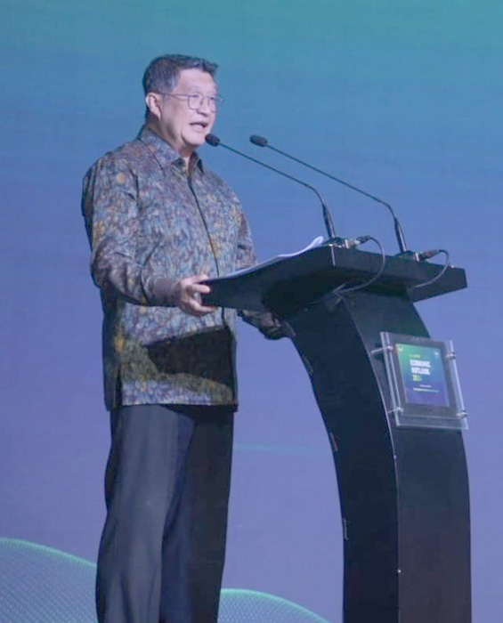 金融ガバナンス堅固　人事交代も安定性揺るがず