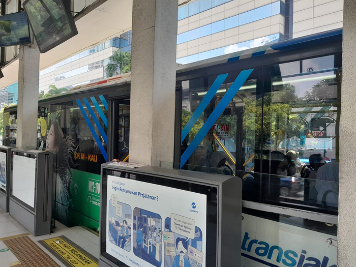 ▼やや遅れて運行開始