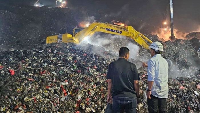 ごみ山崩落で4人死亡　環境相  管理体制の構造的失敗